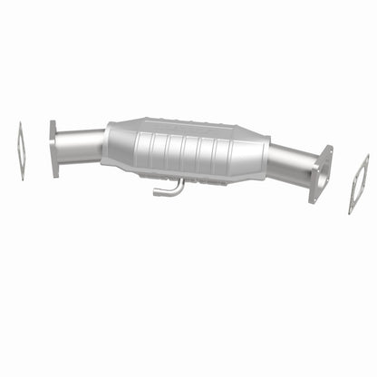 MagnaFlow Chevrolet California Grade CARB Compliant Direct-Fit Catalytic Converter 3322430 360 Degree Image Set
