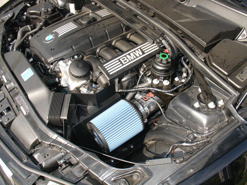 Injen 08-09 128i E82 / 07-09 328i E92 / 2006 330i E92 3.0L 6 Cyl. SP1121BLK Photo - Mounted