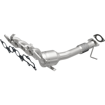 MagnaFlow Mazda 5 California Grade CARB Compliant Manifold Catalytic Converter 5531786 Photo - Primary