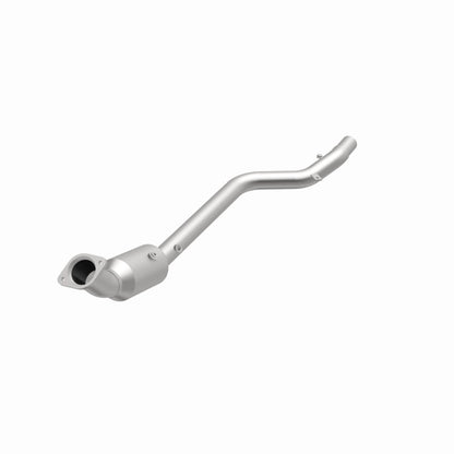 MagnaFlow HM Grade Federal / EPA Compliant Direct-Fit Catalytic Converter 26202 360 Degree Image Set