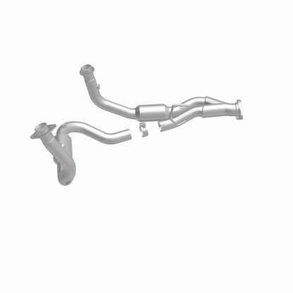 MagnaFlow Jeep Grand Cherokee OEM Grade Federal / EPA Compliant Direct-Fit Catalytic Converter 49686 360 Degree Image Set