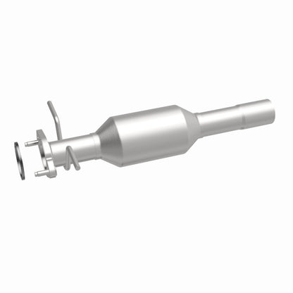 MagnaFlow Ford Focus OEM Grade Federal / EPA Compliant Direct-Fit Catalytic Converter 49196 360 Degree Image Set