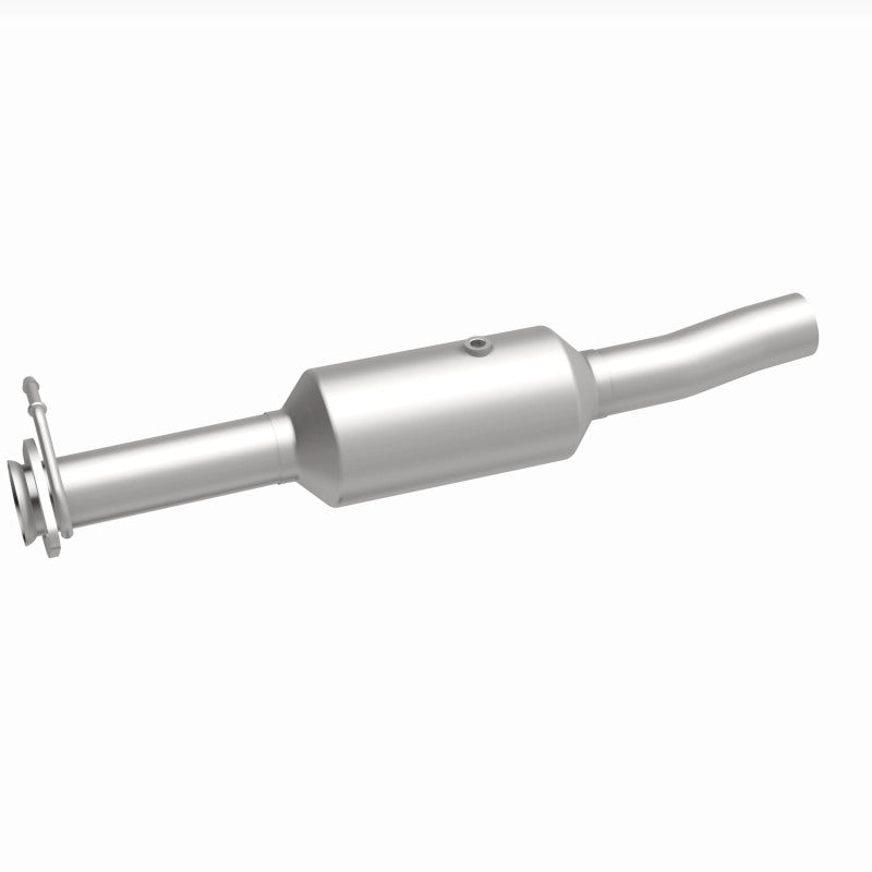 Magnaflow 09-10 Ford F-550 Super Duty V10 6.8L Rear Underbody Direct Fit Catalytic Converter 280434 280434 360 Degree Image Set