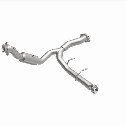 MagnaFlow OEM Grade Federal / EPA Compliant Direct-Fit Catalytic Converter 21-528 360 Degree Image Set