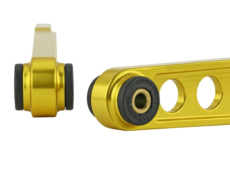 Skunk2 Pro Series Rear Lower Control Arms 02-06 Honda Element/02-06 Acura RSX 542-05-0210 Photo - Unmounted