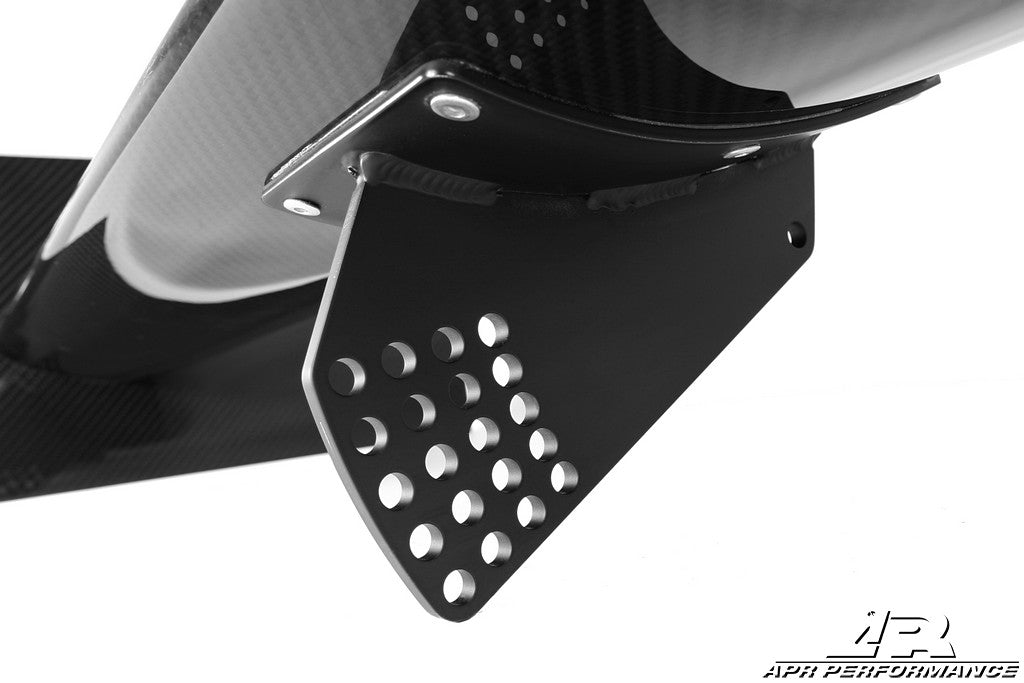 APR Universal Fitment GT1000 Carbon Fiber Wing (No Pedestals)