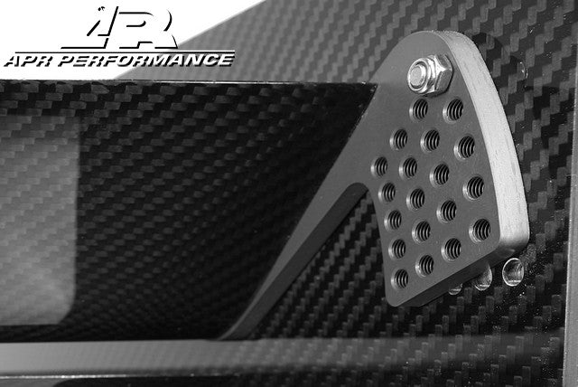 APR Universal Fitment GT1000 Carbon Fiber Wing (No Pedestals)