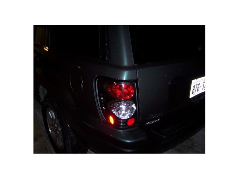 Spyder Jeep Grand Cherokee 99-04 Euro Style Tail Lights Black ALT-YD-JGC99-BK 5005625 5005625 Photo - Mounted