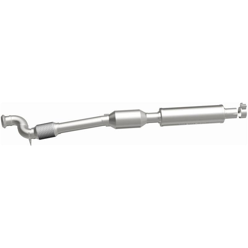 MagnaFlow Mini OEM Grade Federal / EPA Compliant Direct-Fit Catalytic Converter 21-365 Photo - out of package