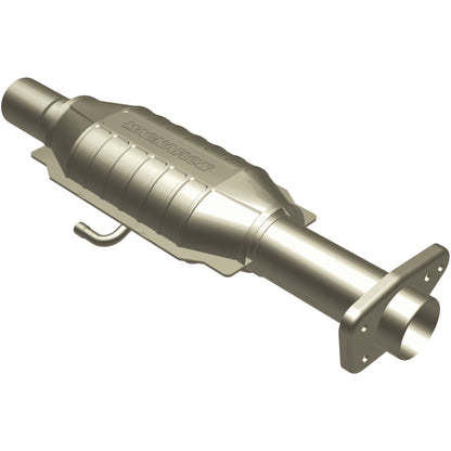 MagnaFlow Standard Grade Federal / EPA Compliant Direct-Fit Catalytic Converter 23447 Photo - Primary