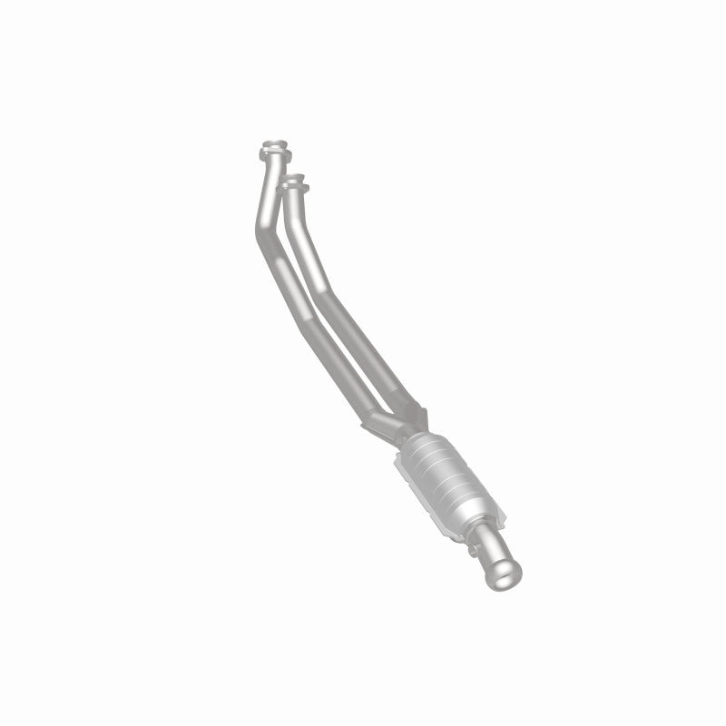 MagnaFlow Volvo HM Grade Federal / EPA Compliant Direct-Fit Catalytic Converter 23954 360 Degree Image Set