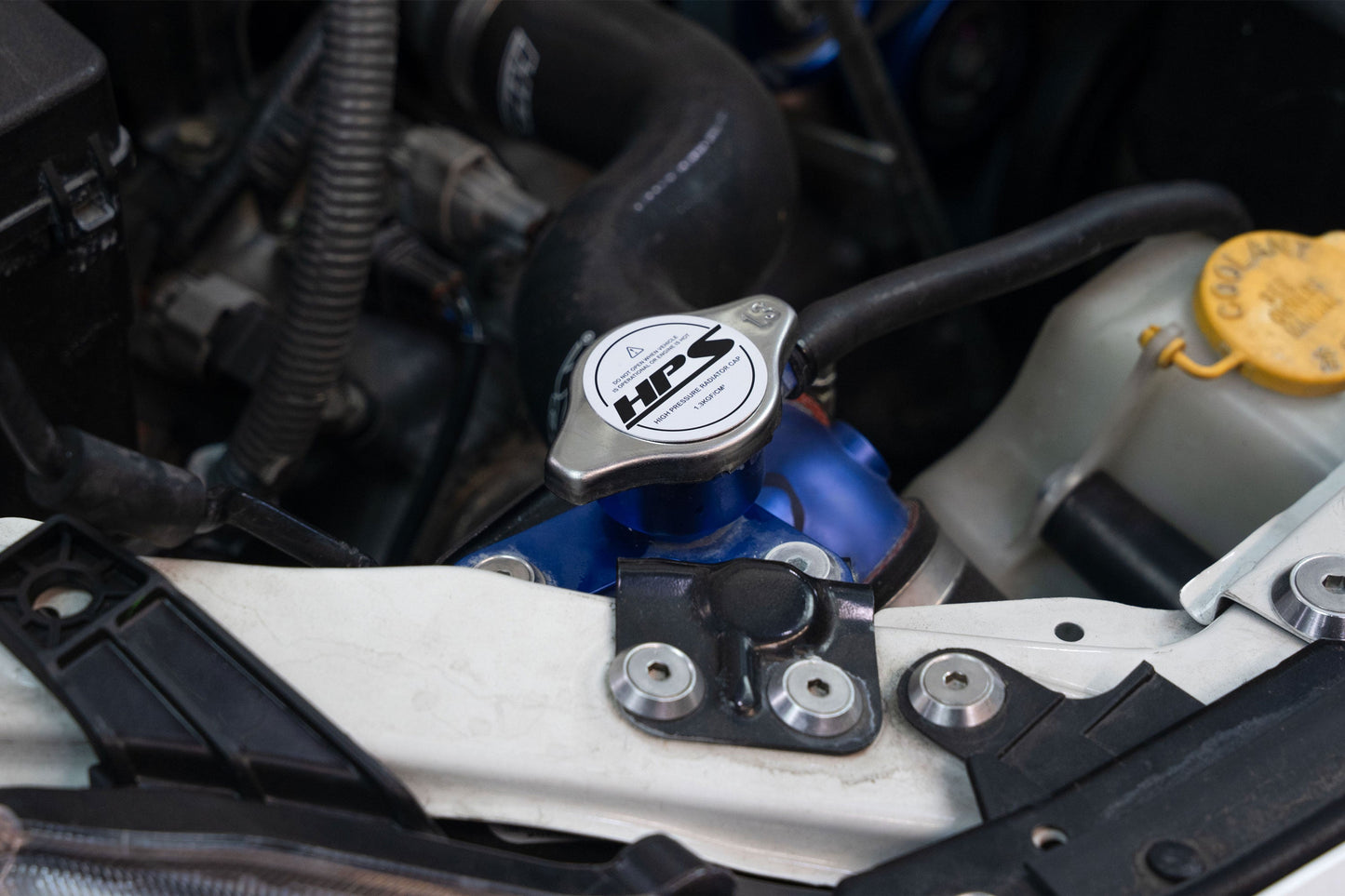 HPS Performance 1.3 Bar High-Pressure Stainless Steel Radiator Cap for Lexus