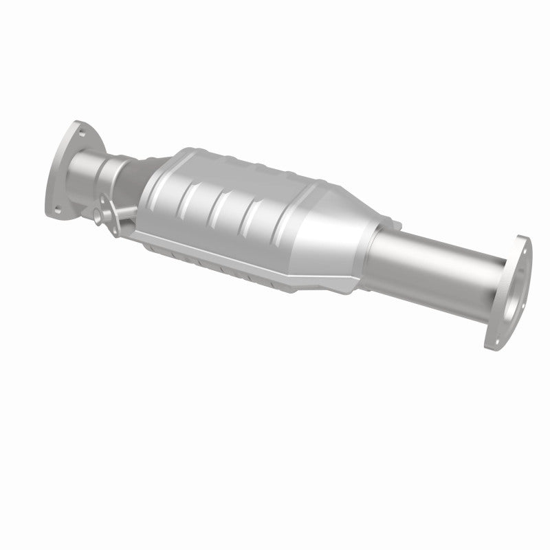 MagnaFlow Toyota Land Cruiser Standard Grade Federal / EPA Compliant Direct-Fit Catalytic Converter 23894 360 Degree Image Set