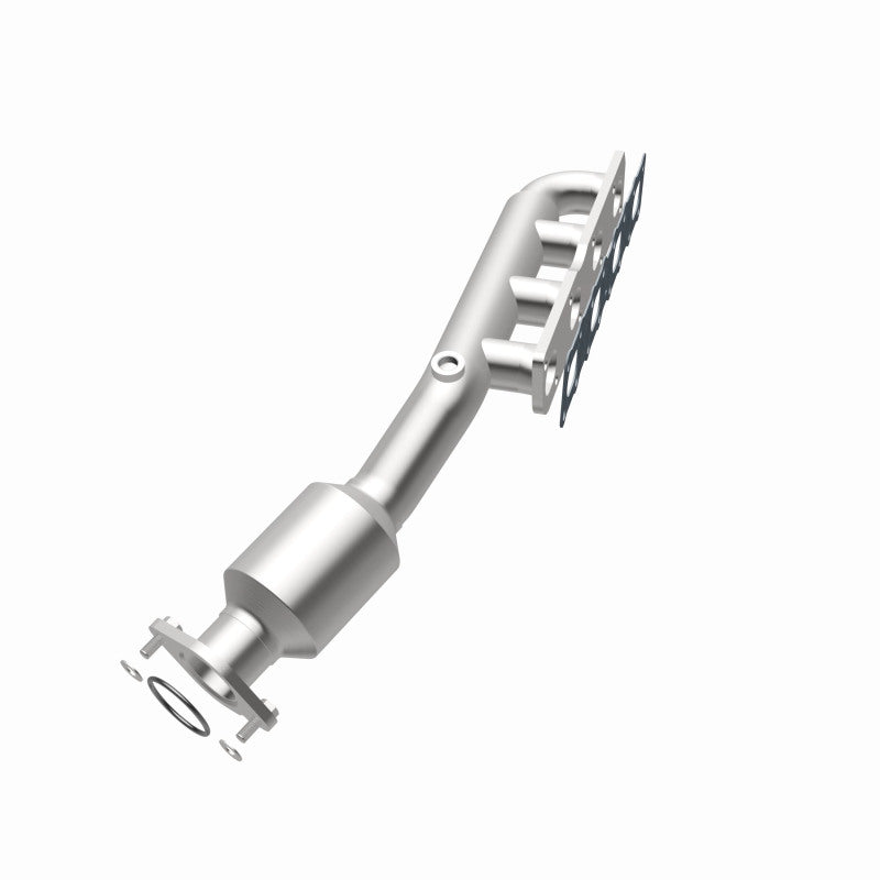 Magnaflow 2004 Nissan Titan 5.6L Direct Fit Converter 4583380 4583380 360 Degree Image Set