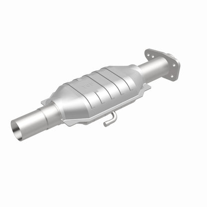 MagnaFlow Standard Grade Federal / EPA Compliant Direct-Fit Catalytic Converter 23447 360 Degree Image Set