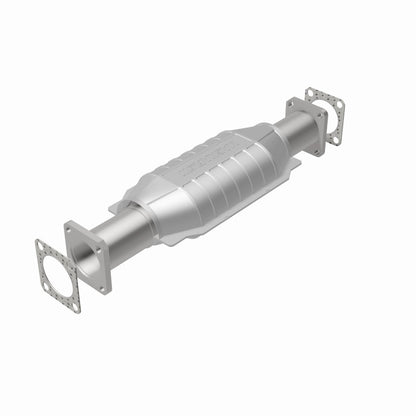 MagnaFlow Isuzu Standard Grade Federal / EPA Compliant Direct-Fit Catalytic Converter 23657 360 Degree Image Set