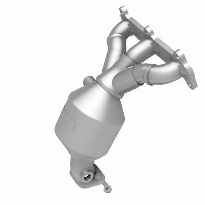 MagnaFlow Hyundai Santa Fe HM Grade Federal / EPA Compliant Manifold Catalytic Converter 50695 360 Degree Image Set