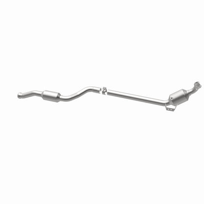 MagnaFlow Mercedes-Benz GLK350 OEM Grade Federal / EPA Compliant Direct-Fit Catalytic Converter 21-439 360 Degree Image Set