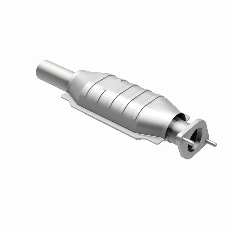 MagnaFlow OEM Grade Federal / EPA Compliant Direct-Fit Catalytic Converter 51808 360 Degree Image Set