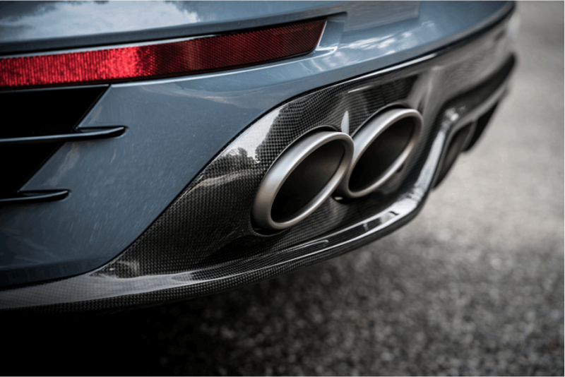 Akrapovic 16-17 Porsche 911 Turbo/Turbo S (991.2) Rear Carbon Fiber Diffuser - High Gloss DI-PO/CA/4/G DI-PO/CA/4/G Photo - Primary