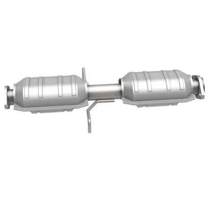 MagnaFlow Mitsubishi Galant Standard Grade Federal / EPA Compliant Direct-Fit Catalytic Converter 23145 360 Degree Image Set