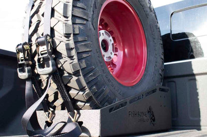 Fishbone Offroad Bed Mounted Spare Tire Mount FB21301 FB21301 Photo - lifestyle view