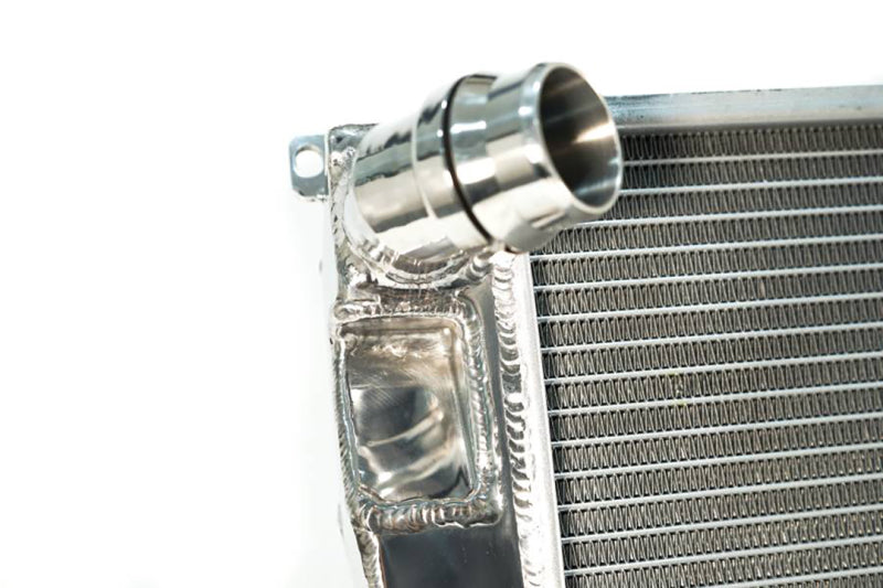 CSF 2006 BMW 325 / 07-09 BMW 328 / 06-10 BMW 330 / 09-10 BMW Z4 Radiator 7001 7001 Photo - Close Up