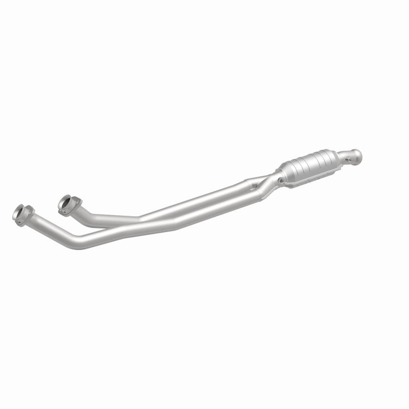 MagnaFlow Volvo HM Grade Federal / EPA Compliant Direct-Fit Catalytic Converter 23954 360 Degree Image Set