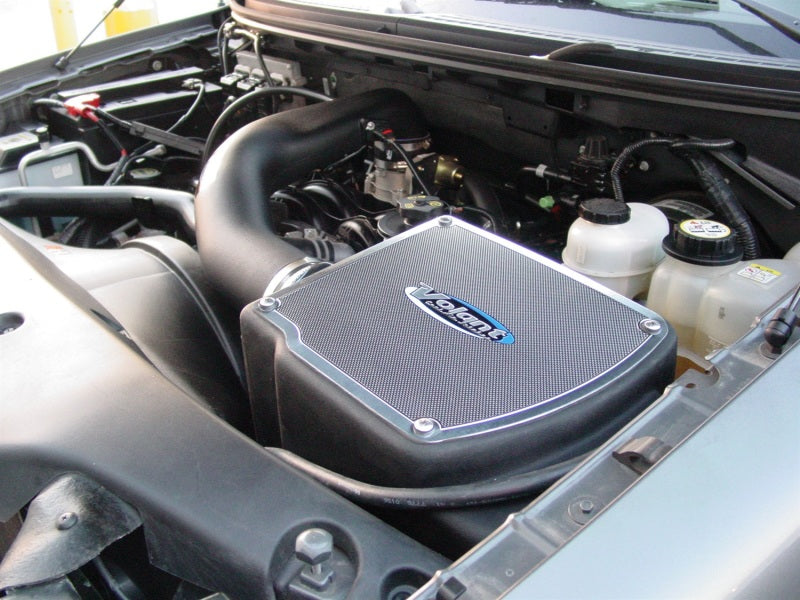 Volant 04-08 Ford F-150 5.4 V8 PowerCore Closed Box Air Intake System 197546 Photo - Mounted