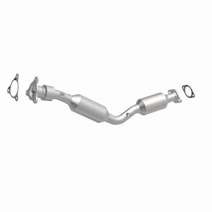 MagnaFlow OEM Grade Federal / EPA Compliant Direct-Fit Catalytic Converter 52958 360 Degree Image Set