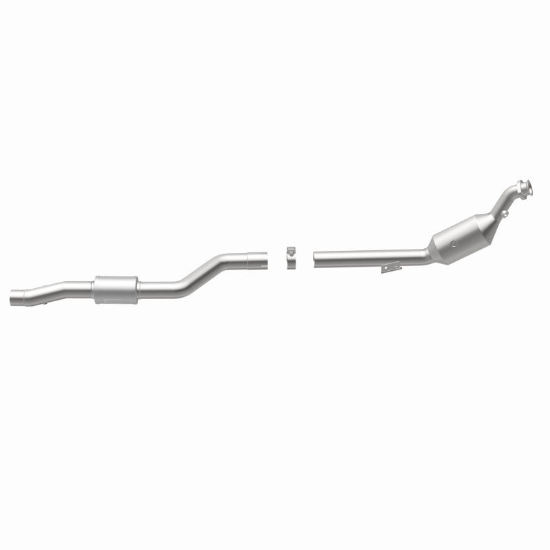 MagnaFlow Mercedes-Benz California Grade CARB Compliant Direct-Fit Catalytic Converter 5561569 360 Degree Image Set
