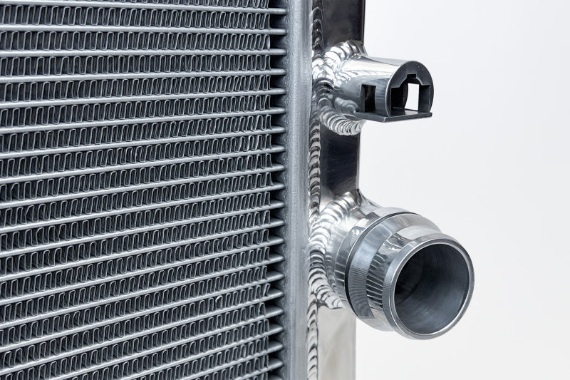 CSF 2020+ Toyota A90/A91 GR Supra / 2019+ BMW Z4 (2.0/3.0L) / 19-21 BMW G2X All-Aluminum Radiator 7226 7226 Photo - Close Up