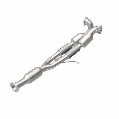 MagnaFlow Volvo S80 OEM Grade Federal / EPA Compliant Direct-Fit Catalytic Converter 52160 360 Degree Image Set