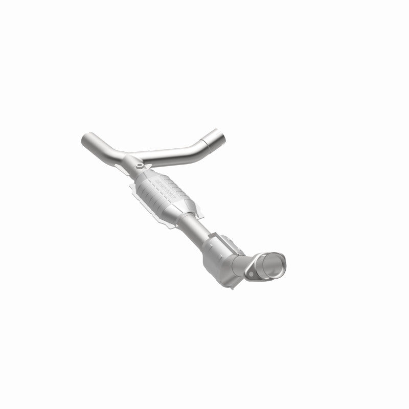 MagnaFlow Ford OEM Grade Federal / EPA Compliant Direct-Fit Catalytic Converter 49426 360 Degree Image Set