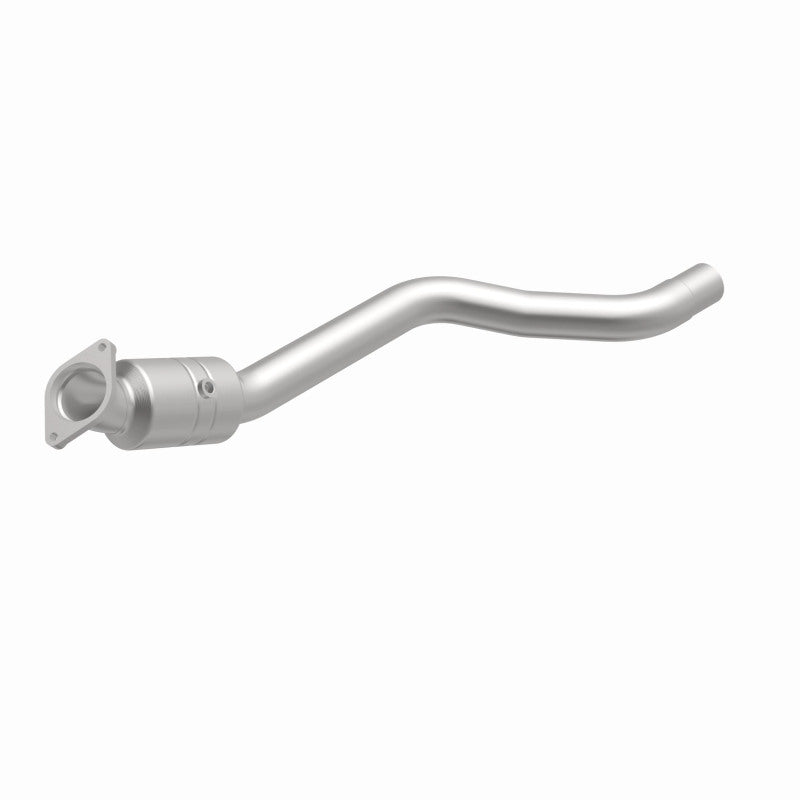 MagnaFlow Dodge OEM Grade Federal / EPA Compliant Direct-Fit Catalytic Converter 52479 360 Degree Image Set