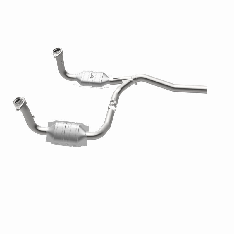 MagnaFlow Dodge Nitro OEM Grade Federal / EPA Compliant Direct-Fit Catalytic Converter 51829 360 Degree Image Set