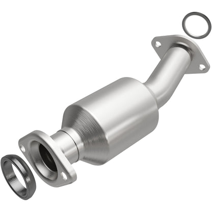 MagnaFlow Toyota Sienna California Grade CARB Compliant Direct-Fit Catalytic Converter 5592557 Photo - Primary