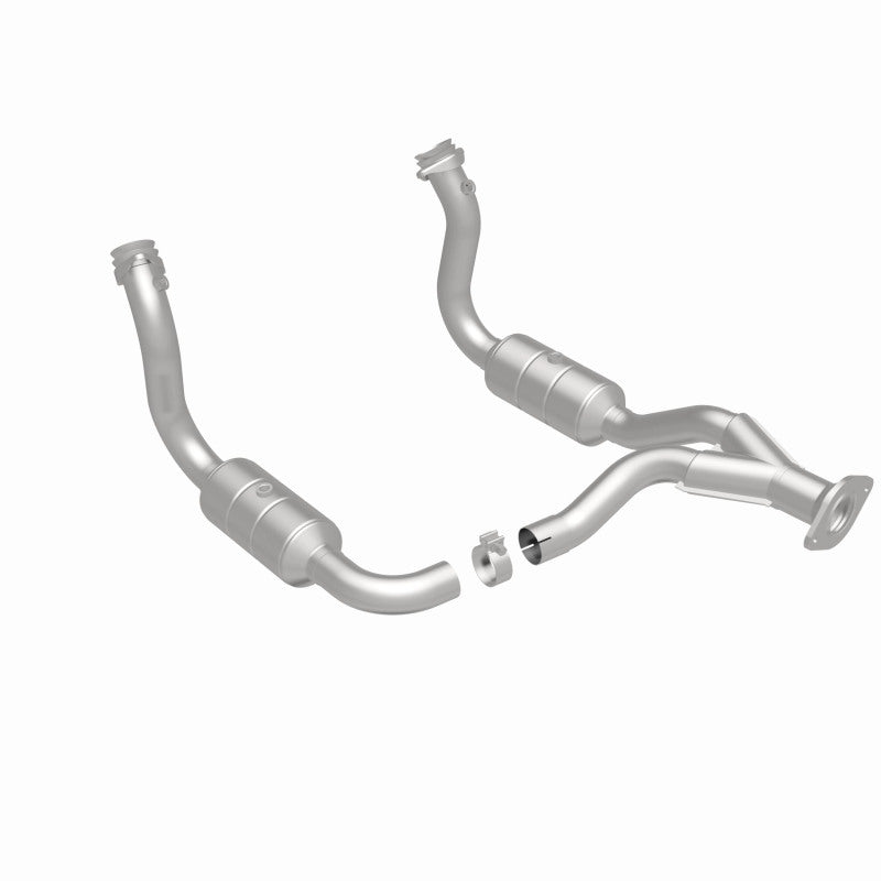 MagnaFlow Ford California Grade CARB Compliant Direct-Fit Catalytic Converter 5451760 360 Degree Image Set