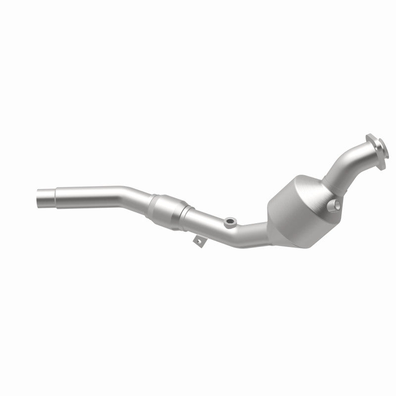 MagnaFlow Land Rover Freelander OEM Grade Federal / EPA Compliant Direct-Fit Catalytic Converter 51877 360 Degree Image Set