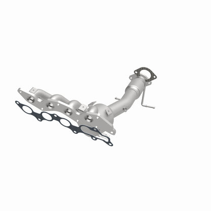 MagnaFlow Mazda 3 California Grade CARB Compliant Manifold Catalytic Converter 5531802 360 Degree Image Set