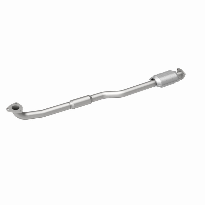 MagnaFlow Daewoo Leganza OEM Grade Federal / EPA Compliant Direct-Fit Catalytic Converter 51619 360 Degree Image Set