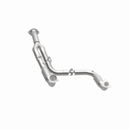 MagnaFlow California Grade CARB Compliant Direct-Fit Catalytic Converter 5551252 360 Degree Image Set