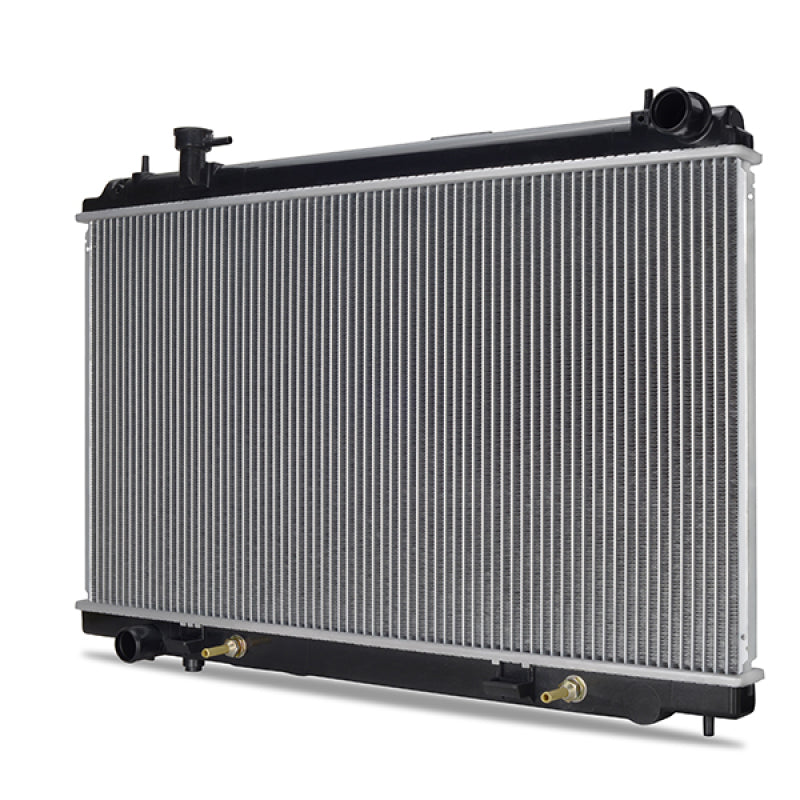 Mishimoto OEM Replacement Radiator - Nissan 350Z 2003-2006 R2576 User 3