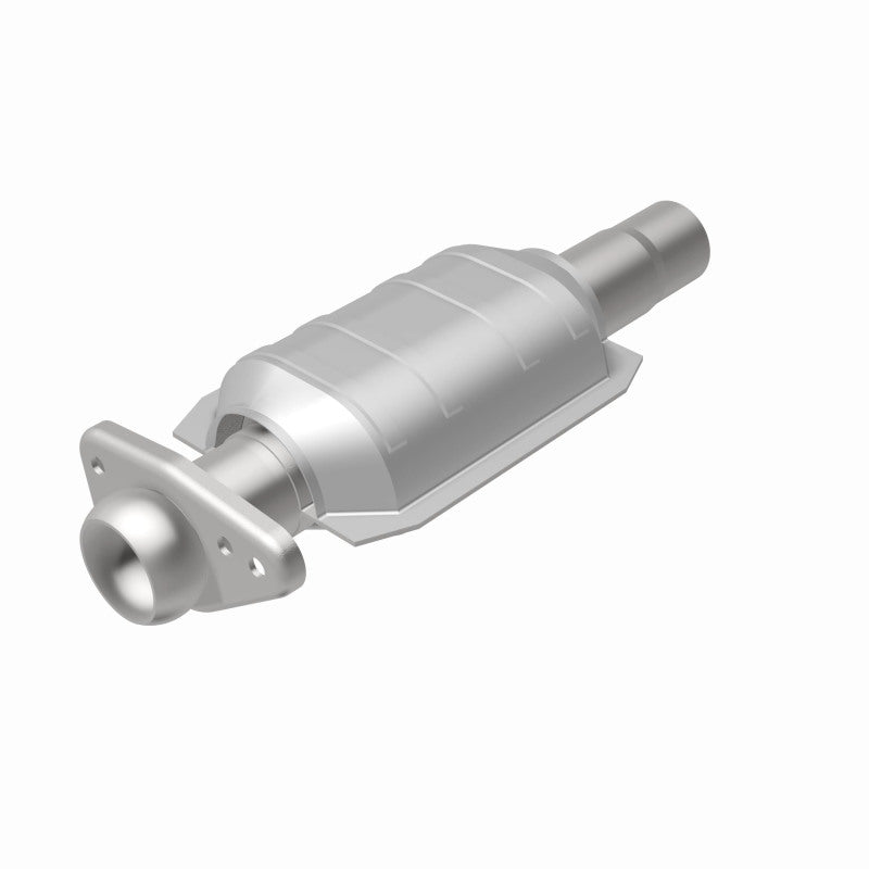 MagnaFlow Standard Grade Federal / EPA Compliant Direct-Fit Catalytic Converter 23496 360 Degree Image Set
