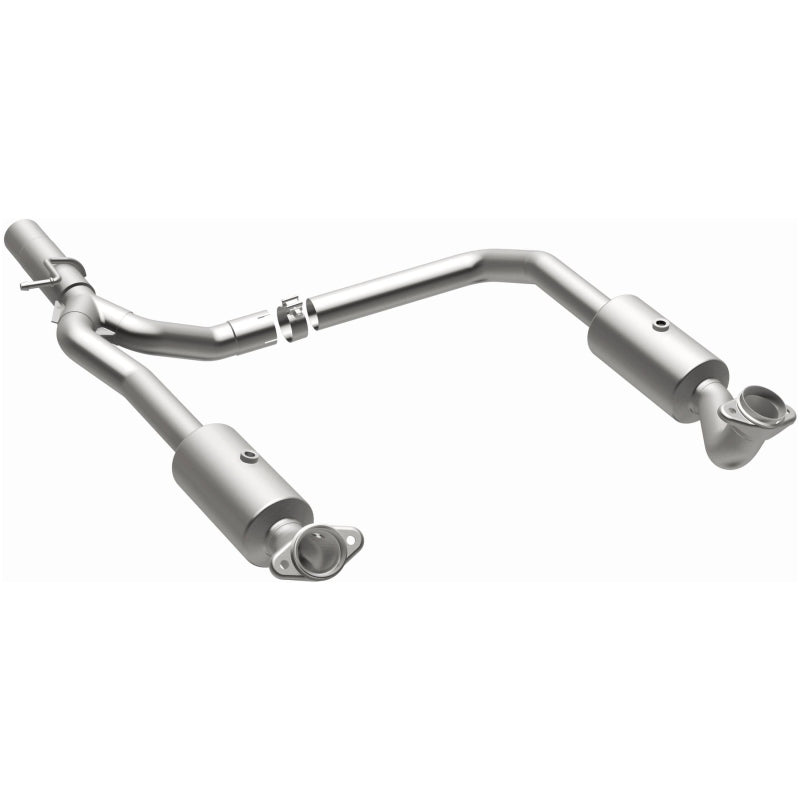 Magnaflow 09-13 Ford E-350 Super Duty V10 6.8 OEM Underbody Direct Fit Catalytic Converter 21-599 21-599 Photo - out of package