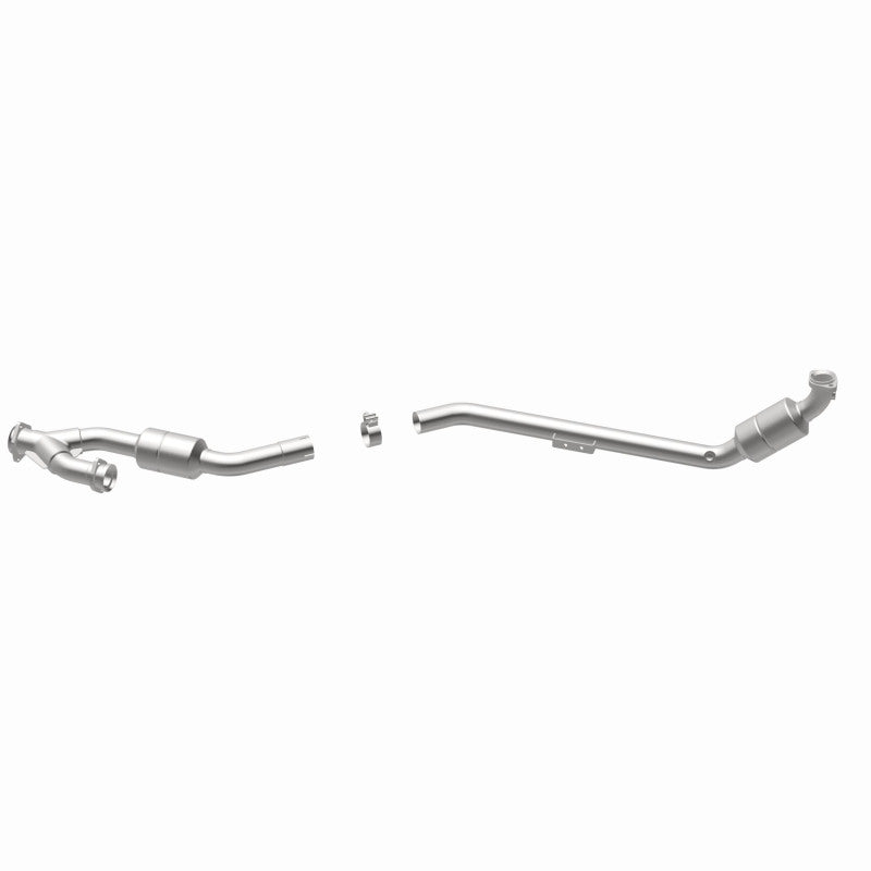 MagnaFlow Mercedes-Benz CLK320 OEM Grade Federal / EPA Compliant Direct-Fit Catalytic Converter 51582 360 Degree Image Set