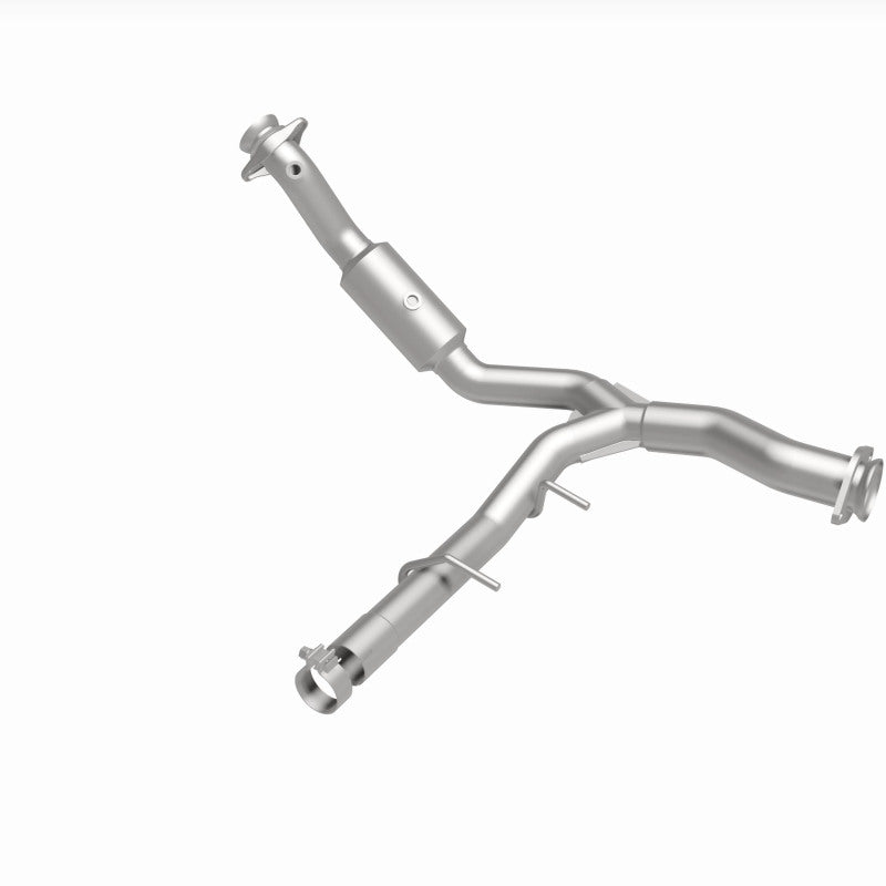 MagnaFlow OEM Grade Federal / EPA Compliant Direct-Fit Catalytic Converter 21-528 360 Degree Image Set
