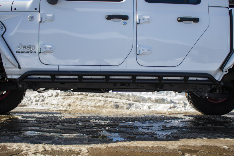 Fishbone Offroad 2020+ Jeep Gladiator JT Rocker Guards FB23142 FB23142 Photo - lifestyle view