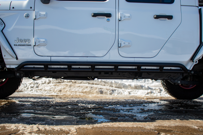 Fishbone Offroad 2020+ Jeep Gladiator JT Rocker Guards FB23142 FB23142 Photo - lifestyle view