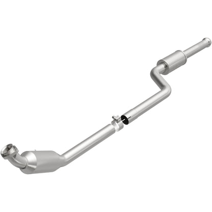 MagnaFlow Mercedes-Benz C300 California Grade CARB Compliant Direct-Fit Catalytic Converter 5461916 Photo - Primary